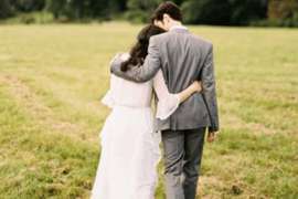 标题:分手一年多男人还能挽回吗? 标题:分手一年多男人还能挽回吗?